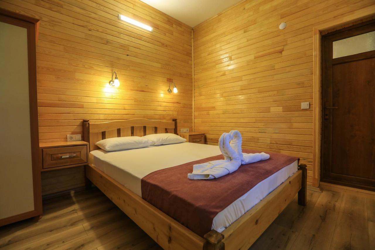 Bed and Breakfast Tunays Pansiyon Çıralı Exterior foto